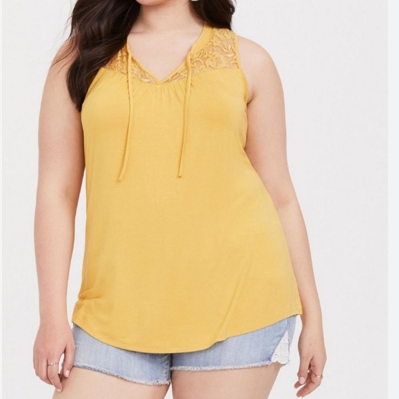 Torrid Summer Shirttail super soft lace yoke sleeveless top size 00 - Picture 1 of 8